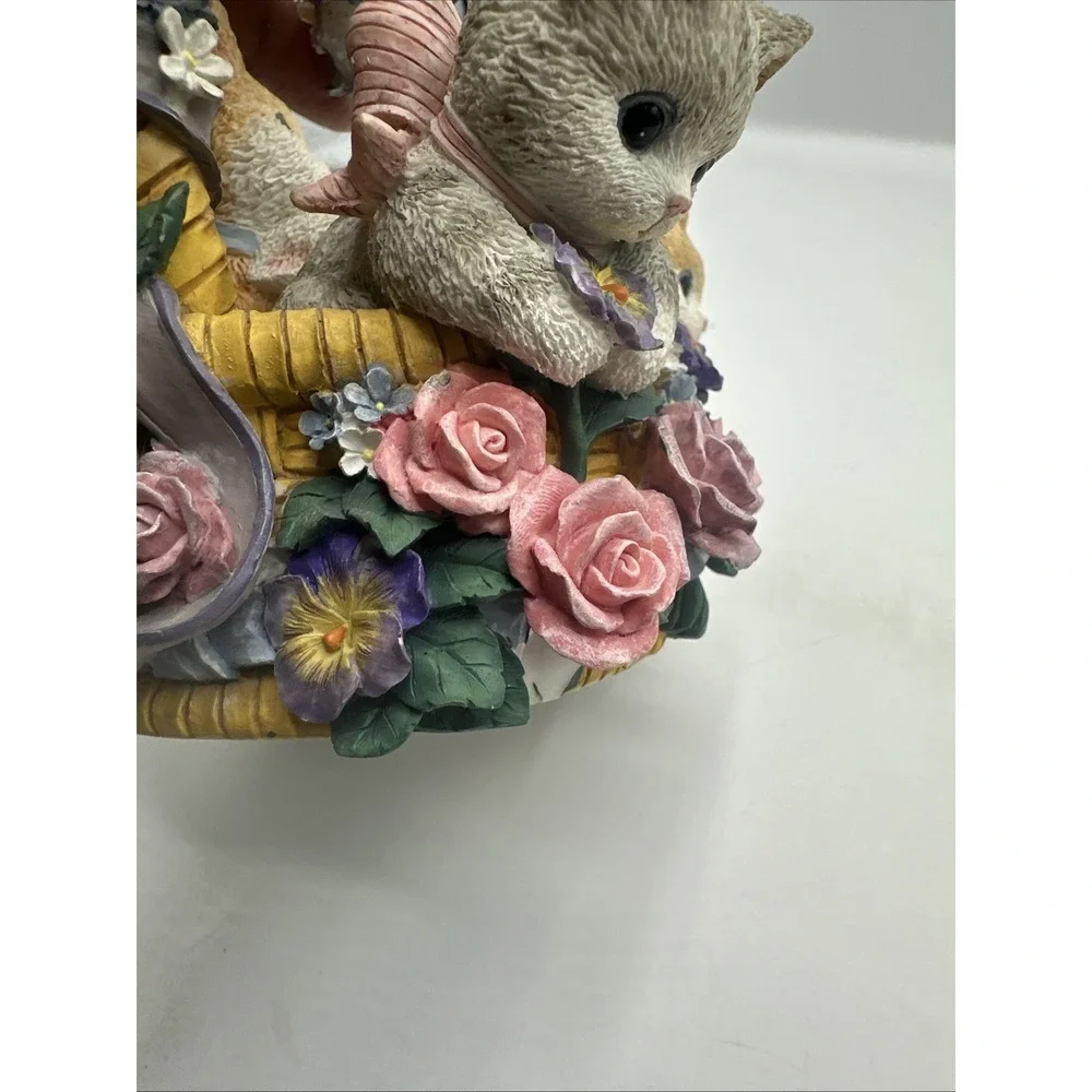 The San Francisco Music Box Company 229751 Kittens In A Basket Fur Elise